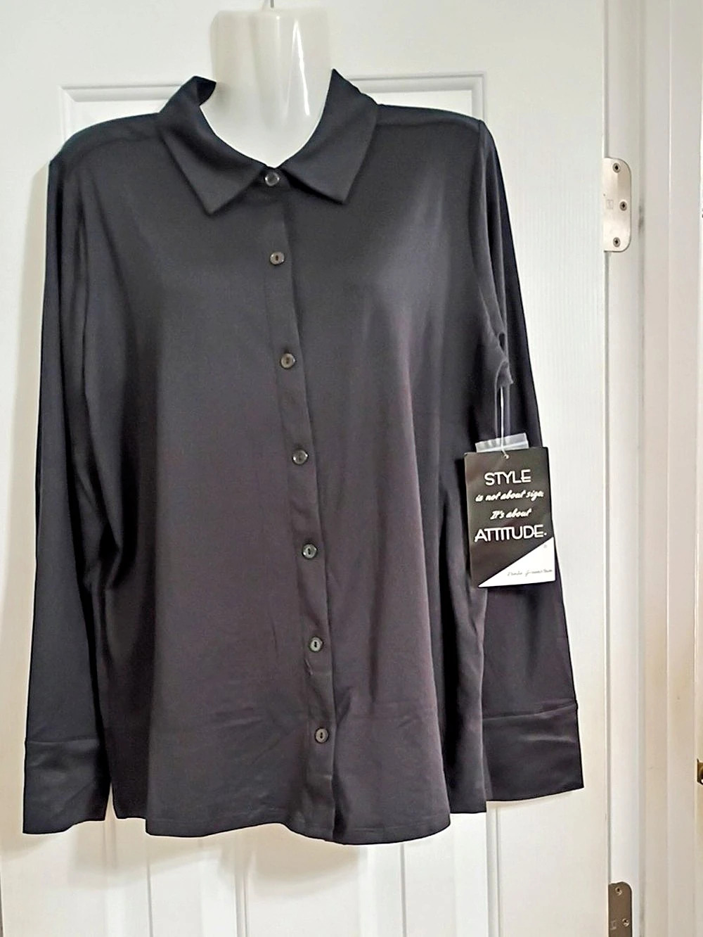 Renee Graziano Attitudes by Renee Black Button Front Blouse NWT